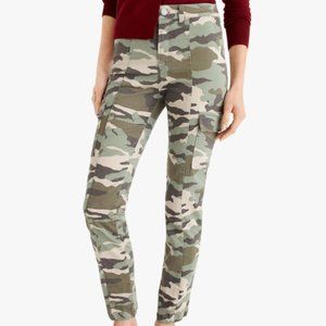 J. Crew - Petite Vintage straight cargo pant in camo - Size 25P
